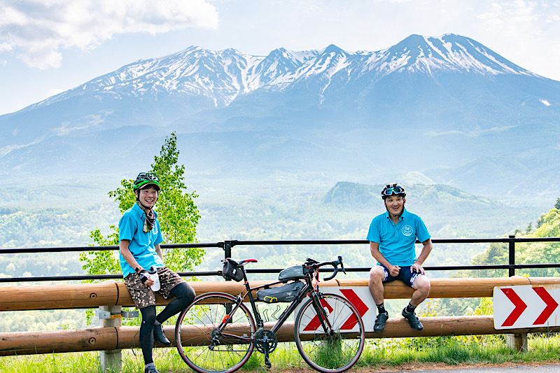特集『ナガノ自転車日和。』➁風を切り、信州の大自然を五感で感じる。「Japan Alps Cycling Project」代表・鈴木雷太さん |  Go! NAGANO 長野県公式観光サイト