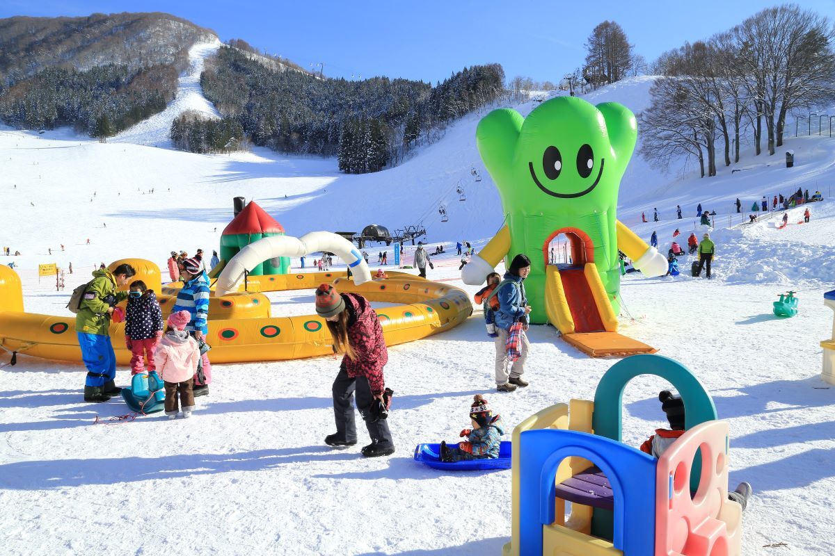 長野で雪遊び！遊具の多いキッズパークがあるスキー場や雪遊びが