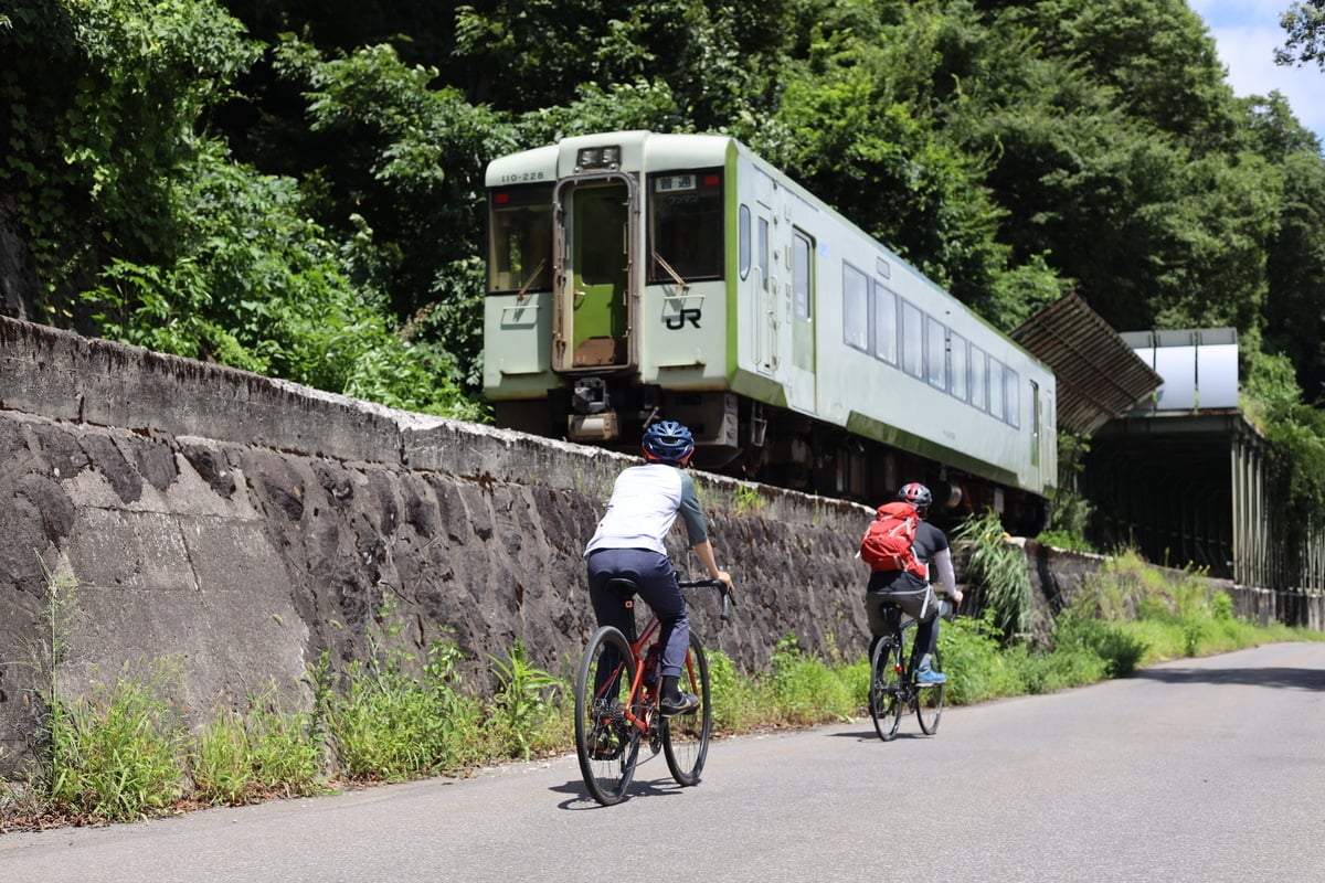 Cycling through Snow Country from Iiyama to Sakae Village